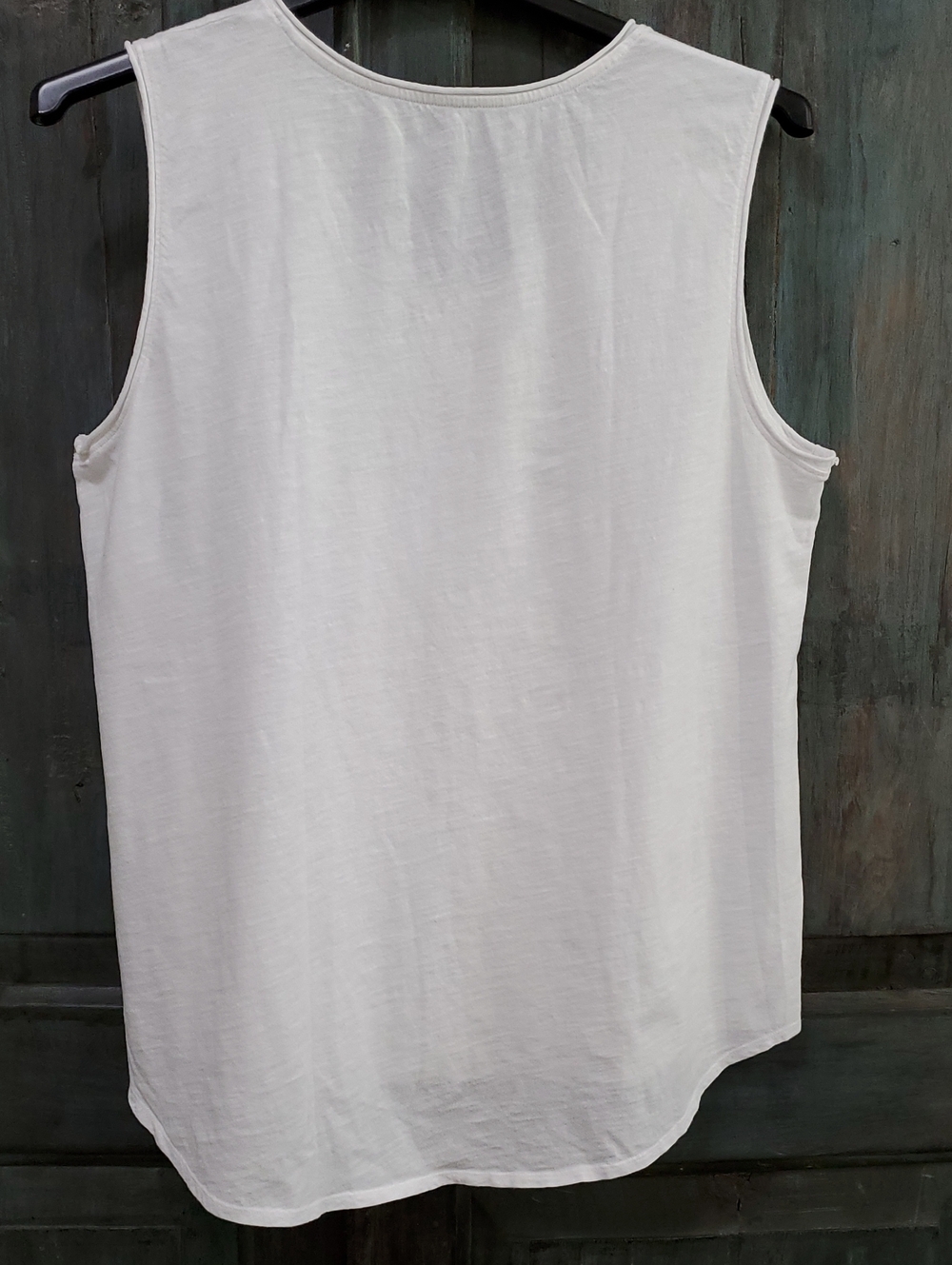 Eileen Fisher Basic V-Neck Tank Top, Size Large, NWOT - Picture 2 of 6